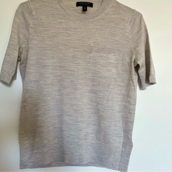 Banana Republic Gray Short Sleeve Sweater - Picture 3 of 6
